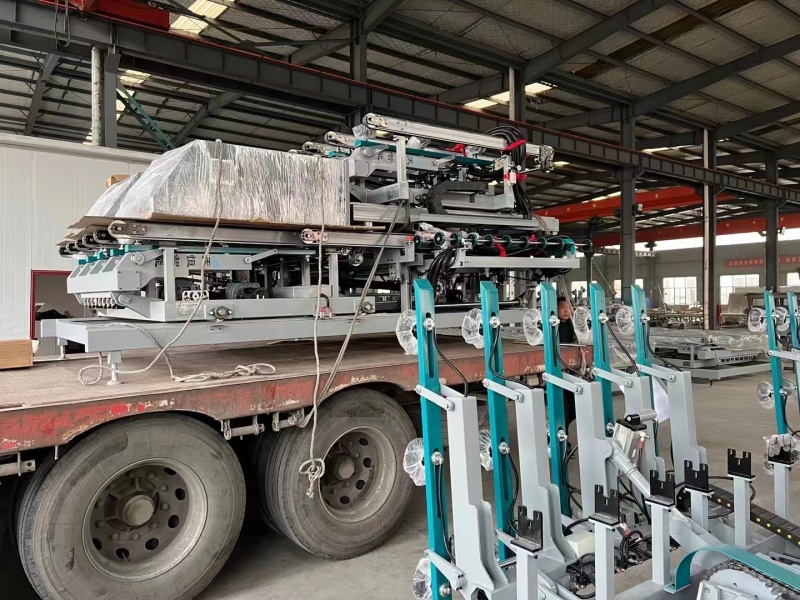 4228 glass cutting line and 3020 glass loader and unloader shipment